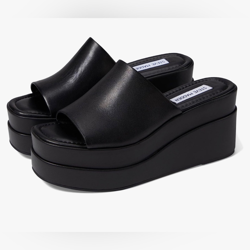 NWT STEVE MADDEN “Moveable Platform Sandal”